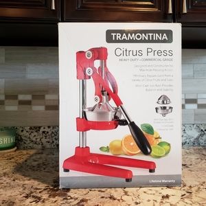 TRAMONTINA Citrus Press Commercial Grade